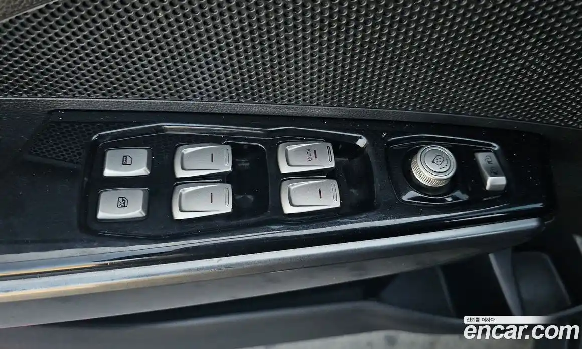 SsangYong TIBOLI 2018 1.6 Автомат в Москве № 28965, фото 14