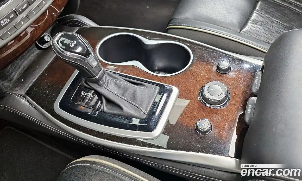 Infiniti QX60 2017 3.5 Автомат в Москве № 295750, фото 16