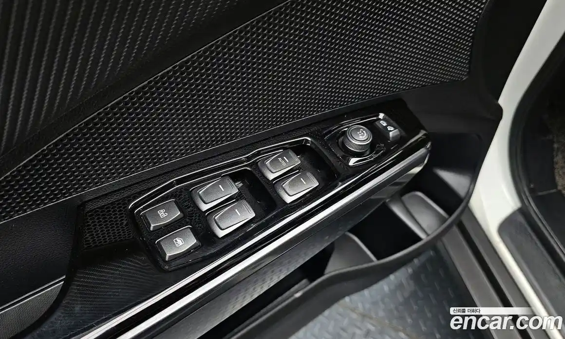 SsangYong TIBOLI 2022 1.5 Автомат в Москве № 29961, фото 18