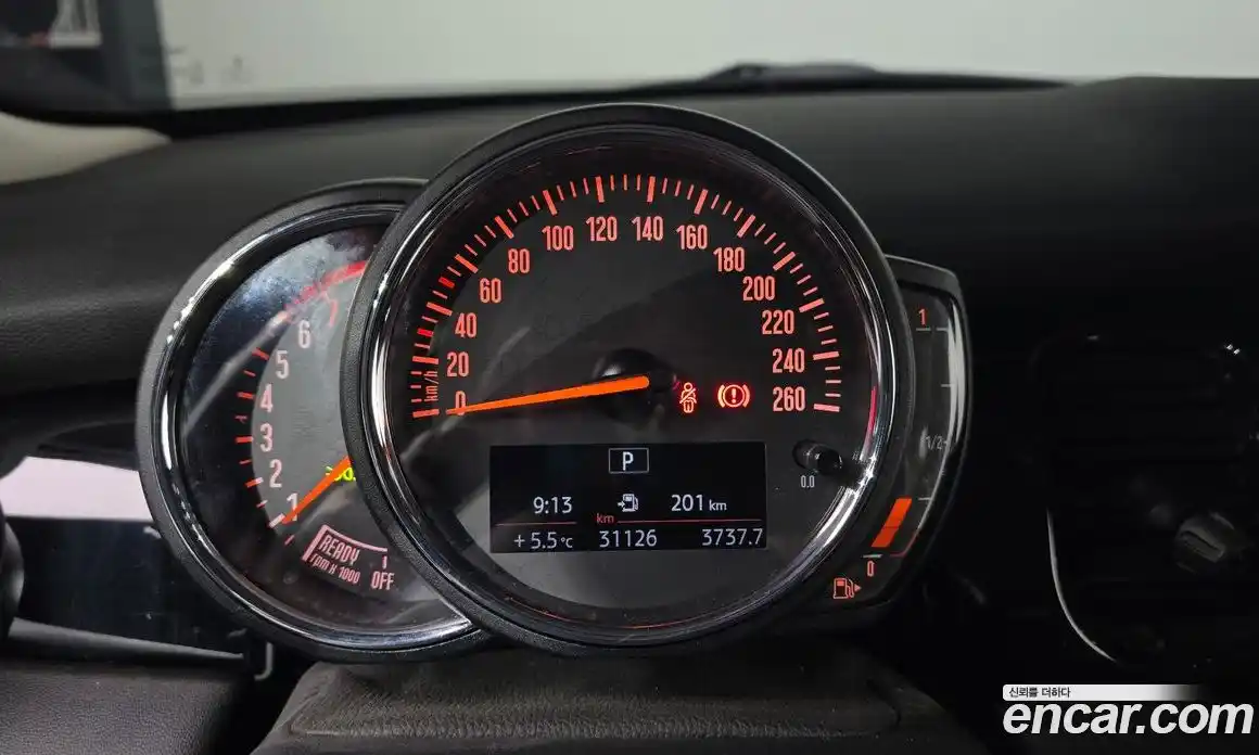 Mini Cooper 2023 1.5 Автомат в Москве № 328951, фото 19