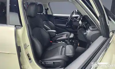 Mini Cooper 2023 1.5 Автомат в Москве № 328951, миниатюра 9