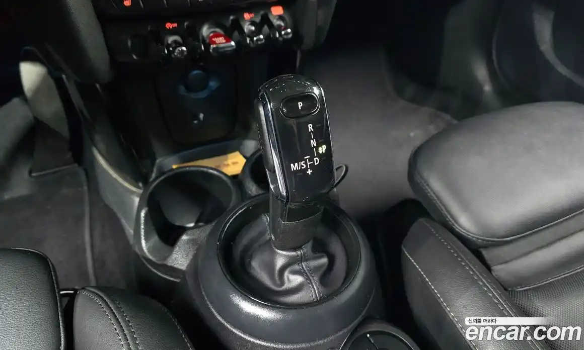 Mini Cooper 2023 1.5 Автомат в Москве № 328951, фото 10