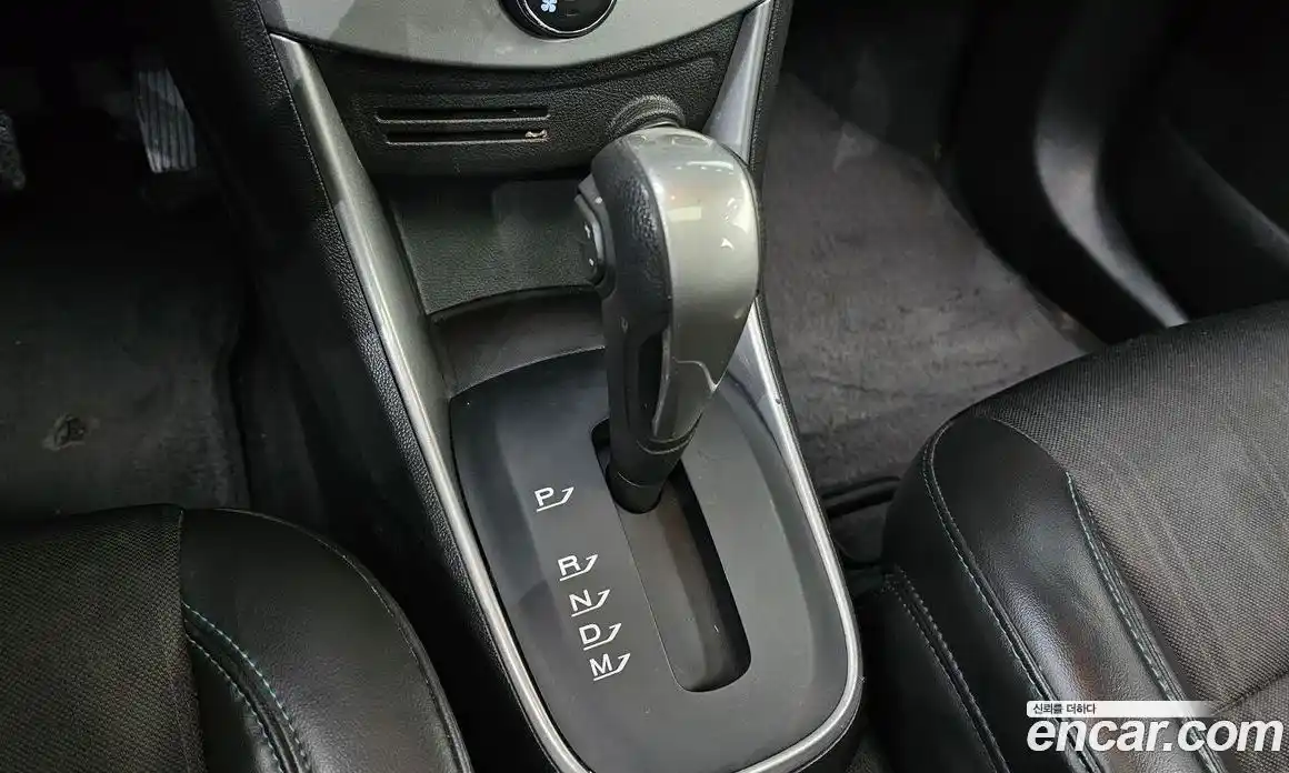 Chevrolet Trax 2013 1.4 Автомат в Москве № 332489, фото 15