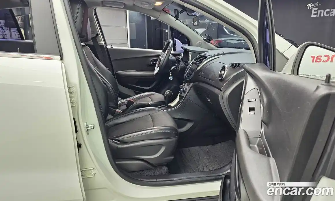 Chevrolet Trax 2013 1.4 Автомат в Москве № 332489, фото 5