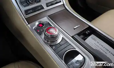Jaguar XF 2015 2.2 Автомат в Москве № 335841, миниатюра 4