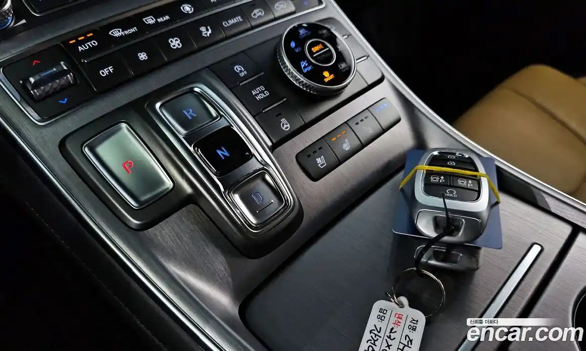 Hyundai Santa Fe 2023 2.5 Автомат в Москве № 339241, фото 17