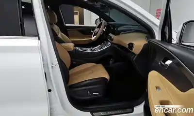 Hyundai Santa Fe 2023 2.5 Автомат в Москве № 339241, миниатюра 5