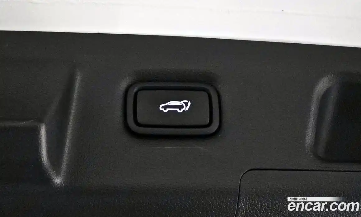 Hyundai Santa Fe 2023 2.5 Автомат в Москве № 339241, фото 9