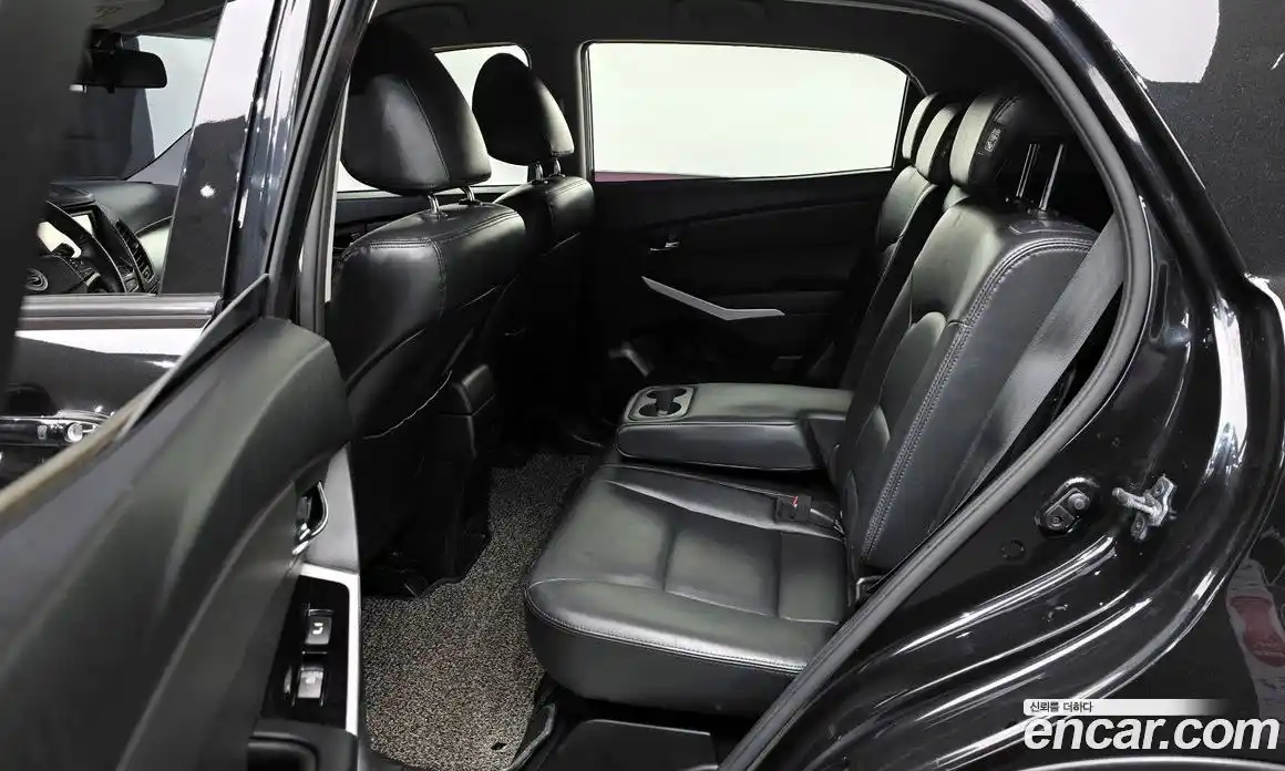 SsangYong Korando 2014 2.0 Автомат в Москве № 36172, фото 6