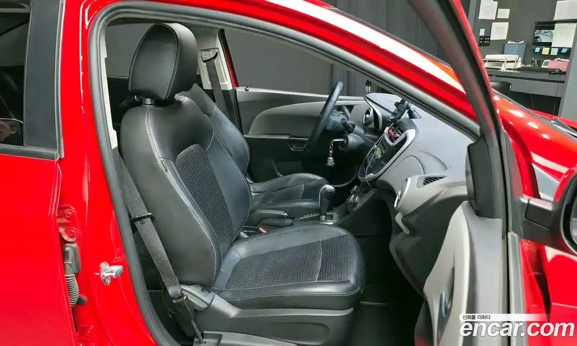 Chevrolet Aveo 2018 1.4 Автомат в Москве № 37445, фото 9