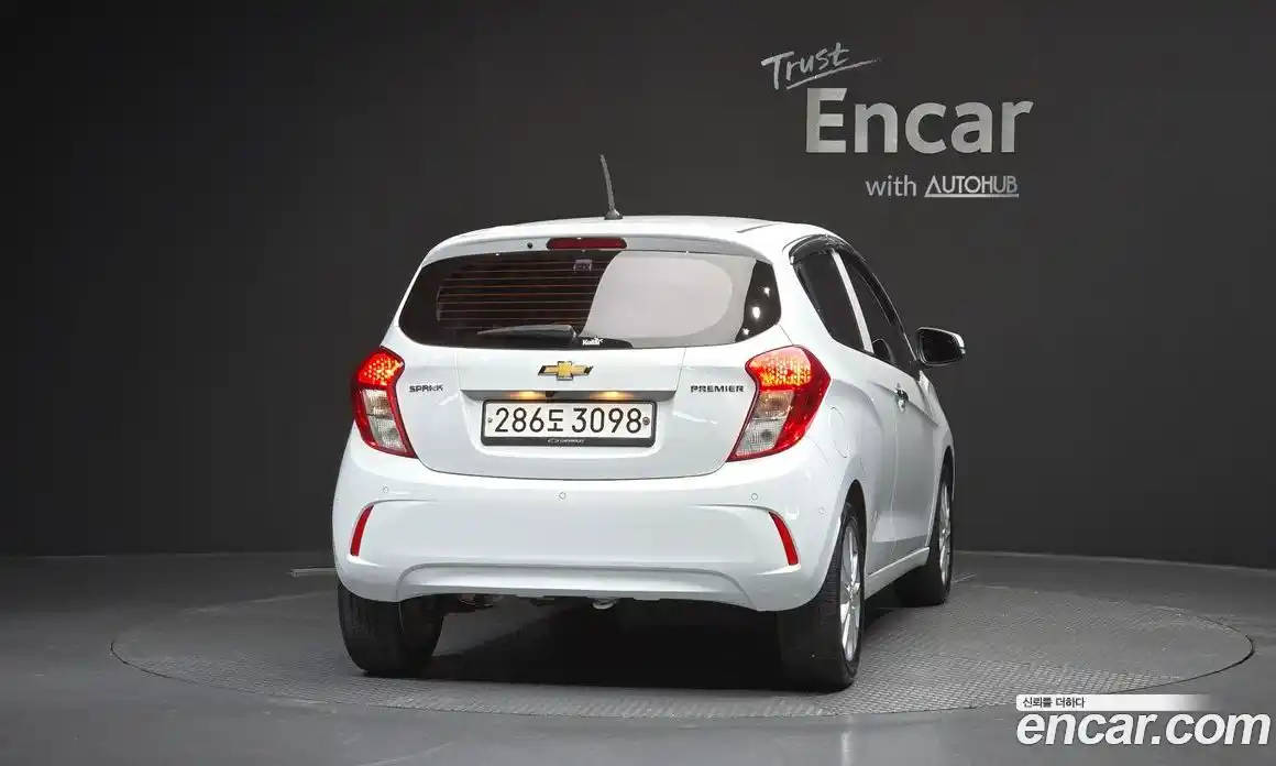 Chevrolet Spark 2020 1.0 Автомат в Москве № 39247, фото 13