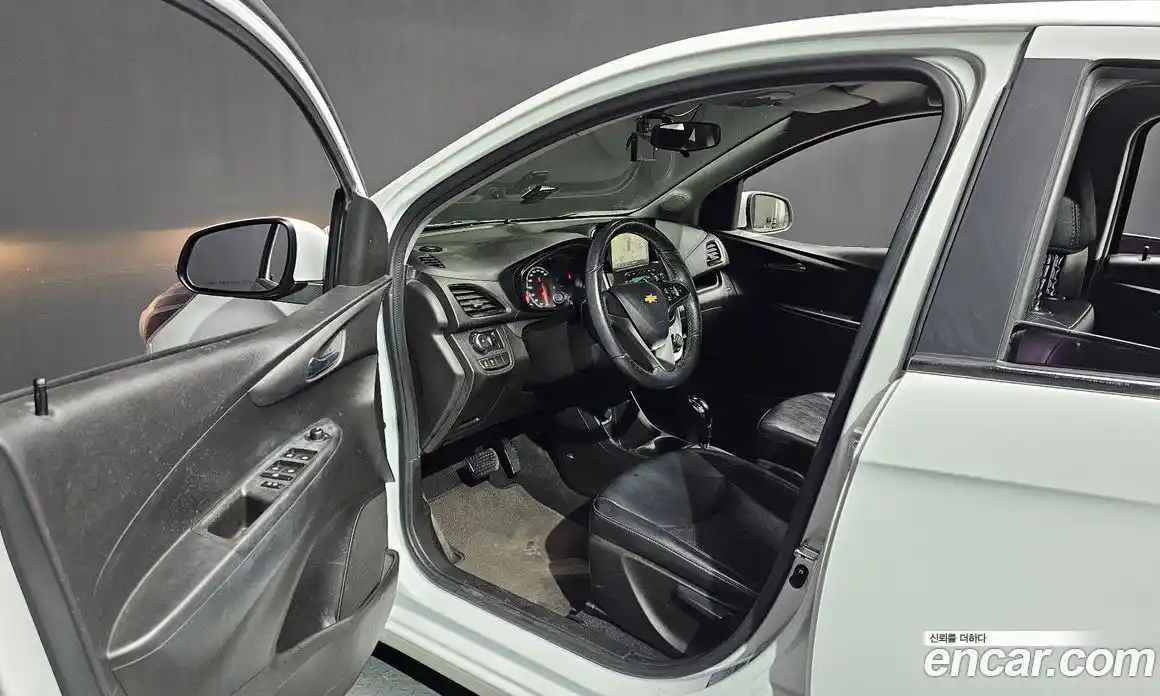 Chevrolet Spark 2016 1.0 Автомат в Москве № 39314, фото 15