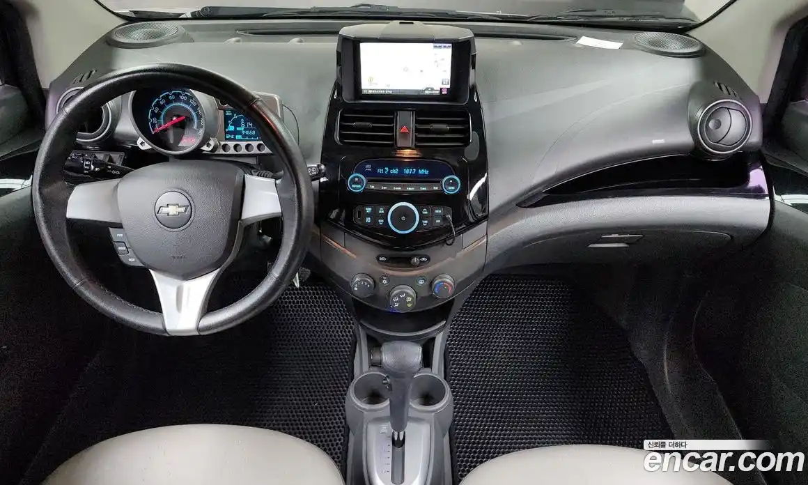 Chevrolet Spark 2012 1.0 Автомат в Москве № 40087, фото 4