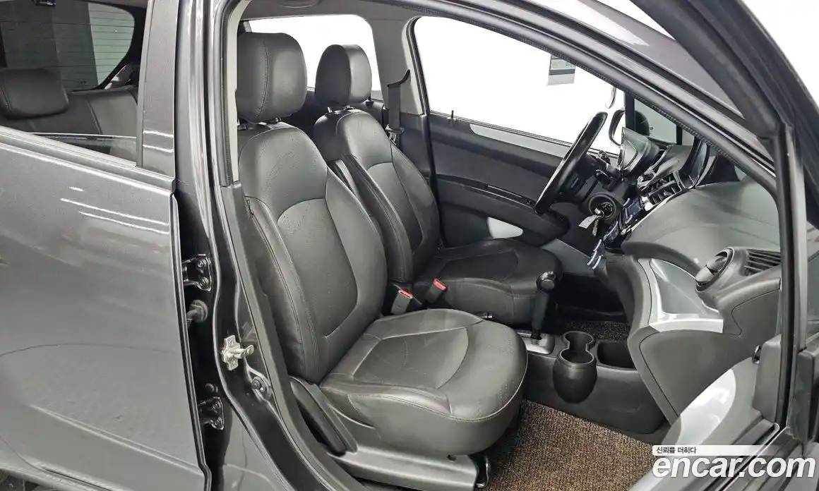 Chevrolet Spark 2014 1.0 Автомат в Москве № 42397, фото 13