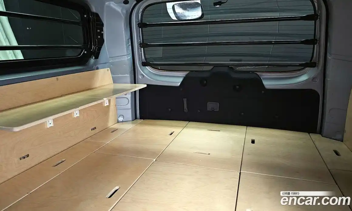 Hyundai Starex 2015 2.5 Автомат в Москве № 42898, фото 4