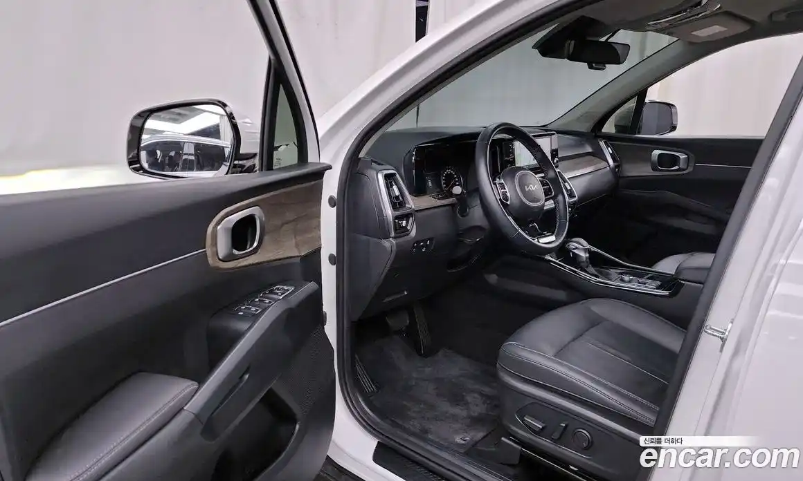 Kia Sorento 2022 2.2 Автомат в Москве № 4432, фото 18