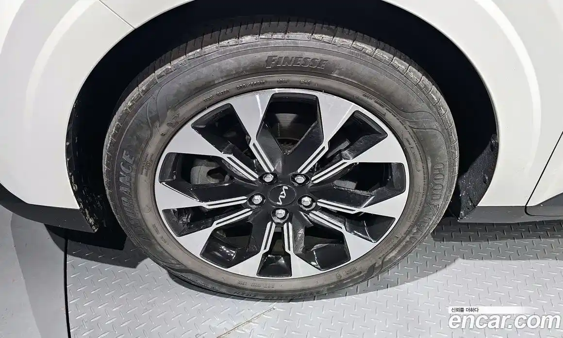 Kia Canival 2023 2.2 Автомат в Москве № 50764, фото 19