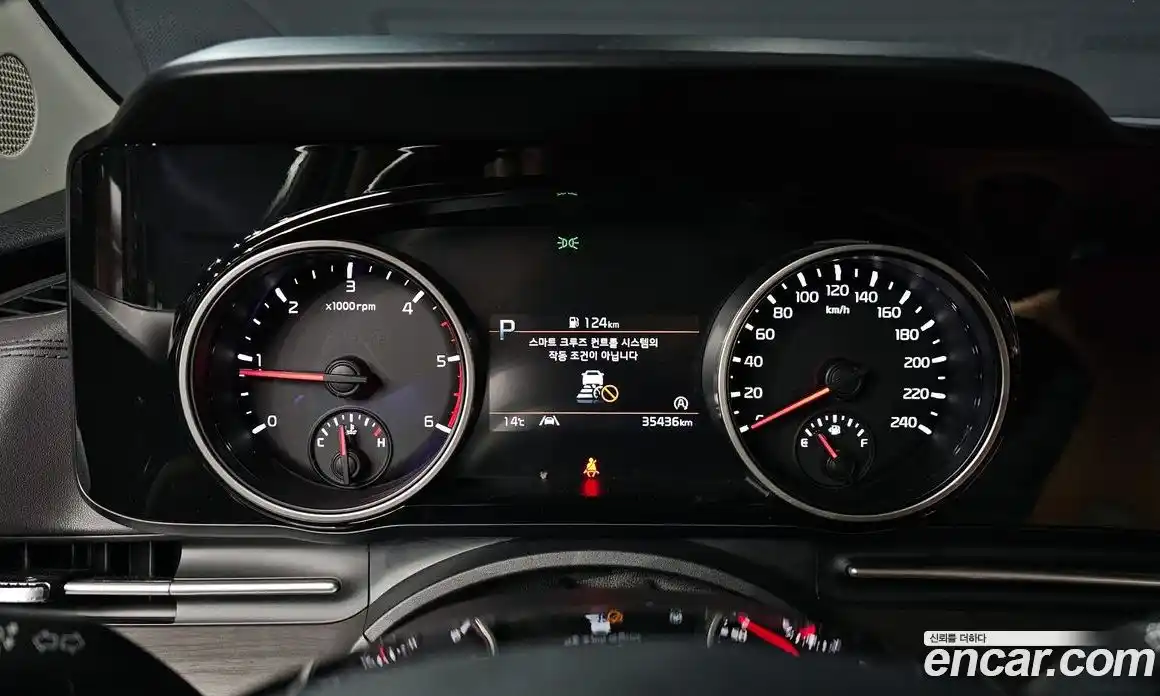 Kia Canival 2023 2.2 Автомат в Москве № 50764, фото 5