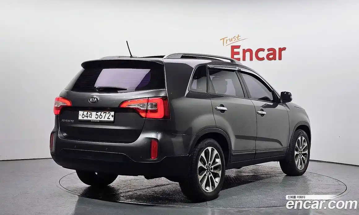 Kia Sorento 2013 2.0 Автомат в Москве № 54631, фото 14
