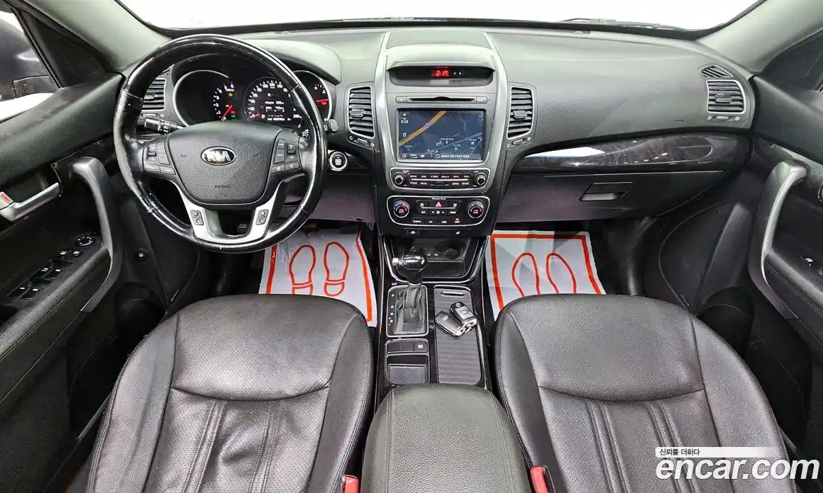 Kia Sorento 2013 2.0 Автомат в Москве № 54631, фото 17