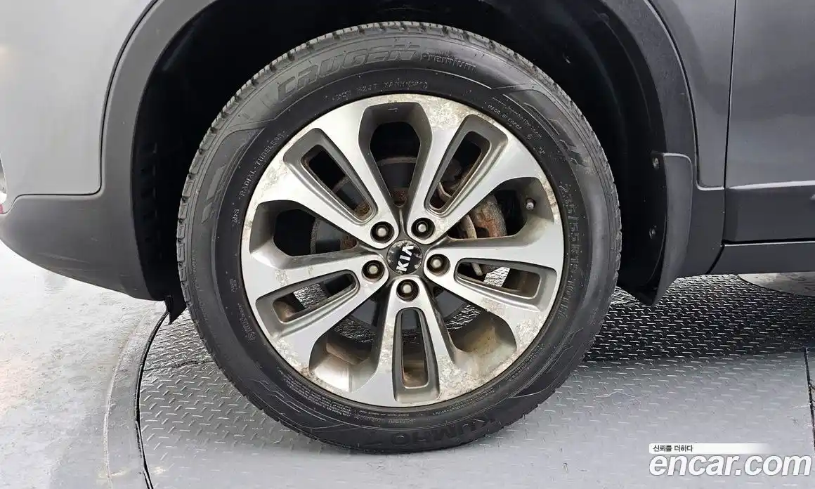 Kia Sorento 2013 2.0 Автомат в Москве № 54631, фото 6