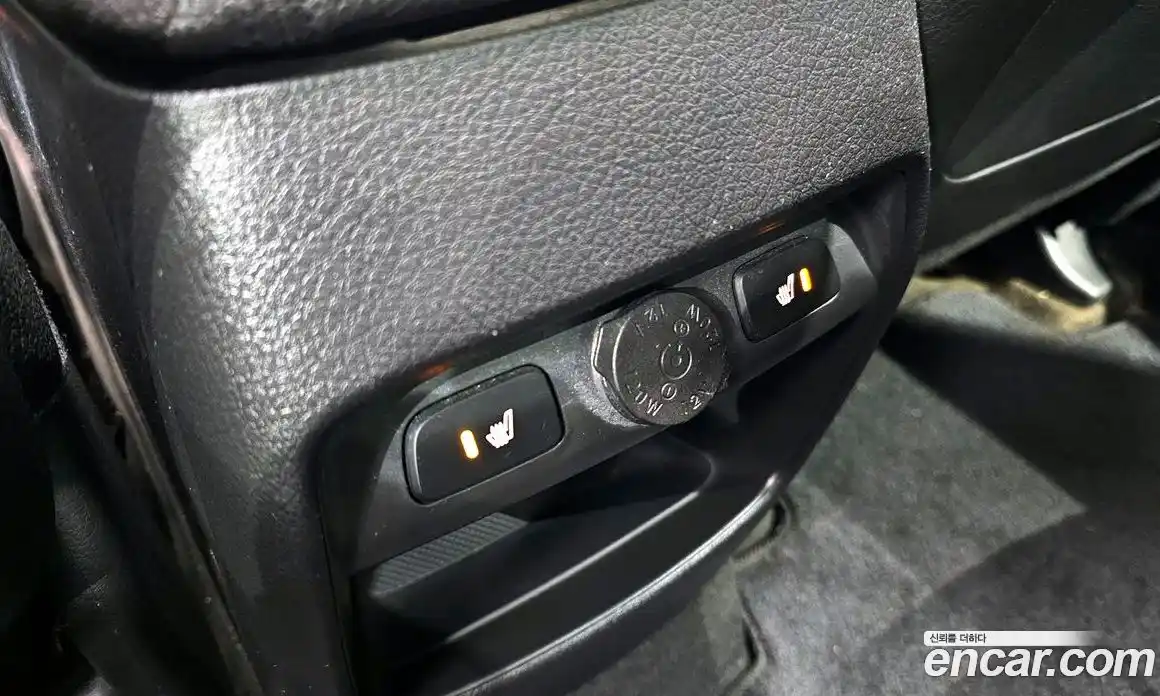 Kia Sorento 2013 2.0 Автомат в Москве № 54631, фото 7