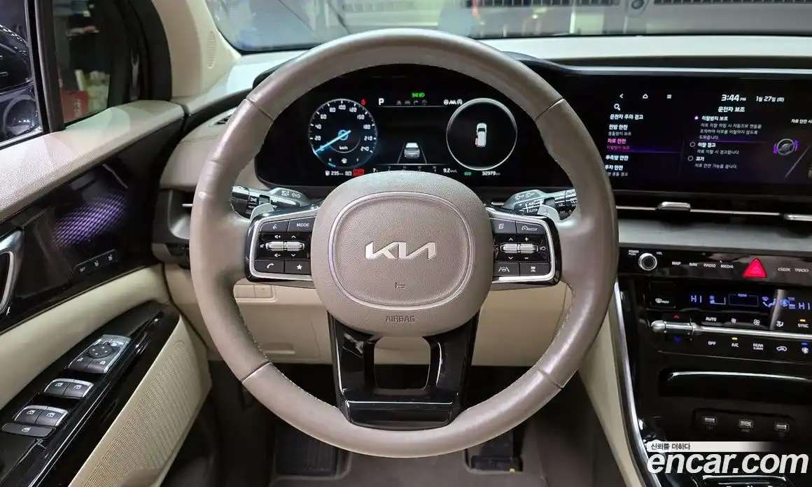 Kia Canival 2022 2.2 Автомат в Москве № 54966, фото 13