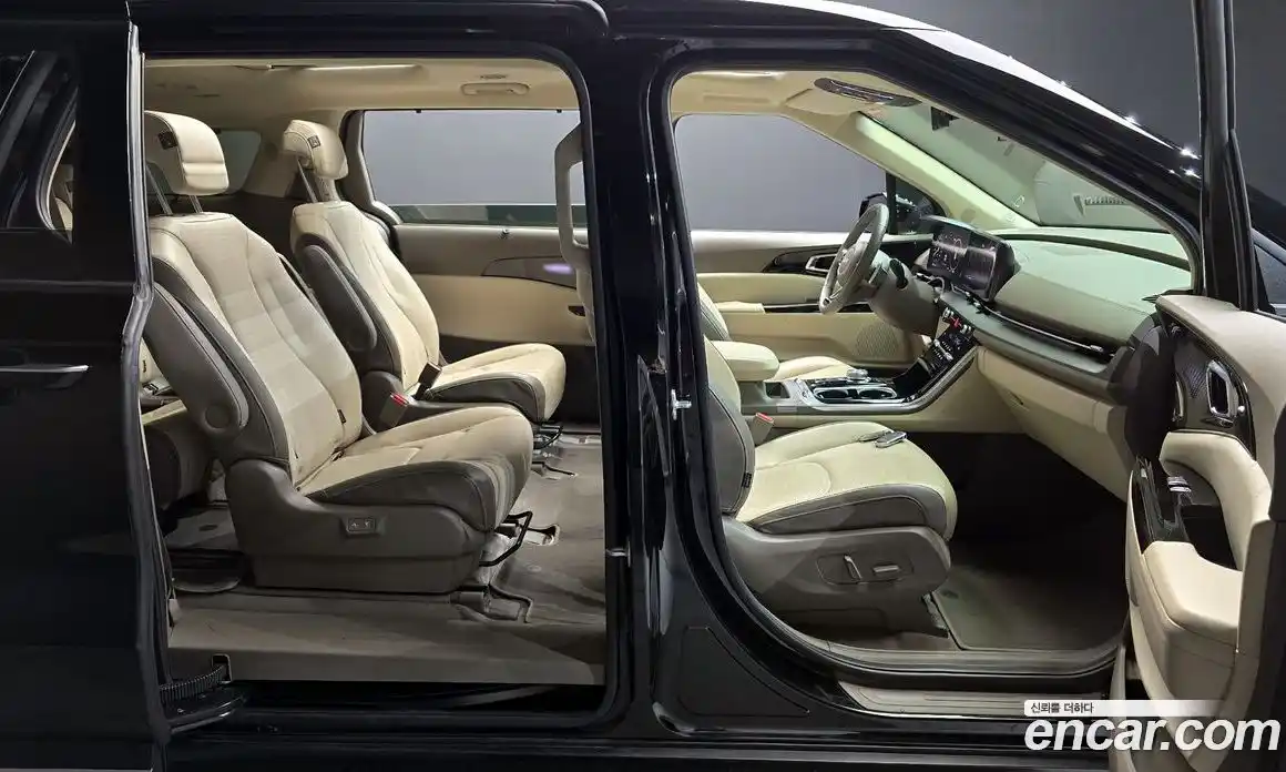 Kia Canival 2022 2.2 Автомат в Москве № 54966, фото 18