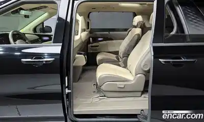 Kia Canival 2022 2.2 Автомат в Москве № 54966, миниатюра 2