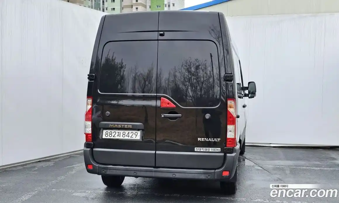 Renault Master 2024 2.3 Механическая в Москве № 561, фото 20