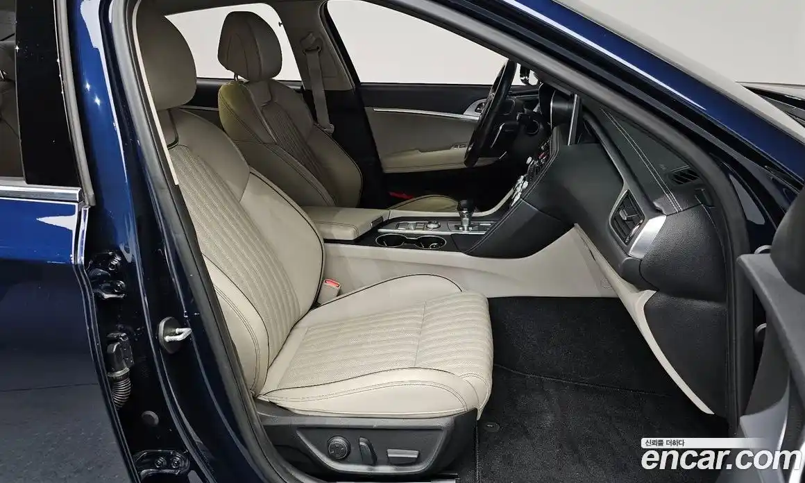 Genesis G70 2020 2.0 Автомат в Москве № 58262, фото 13