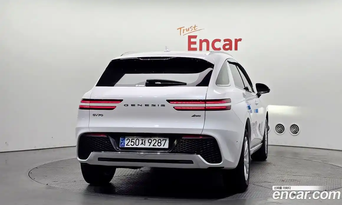 Genesis GV70 2024 2.2 Автомат в Москве № 58331, фото 19