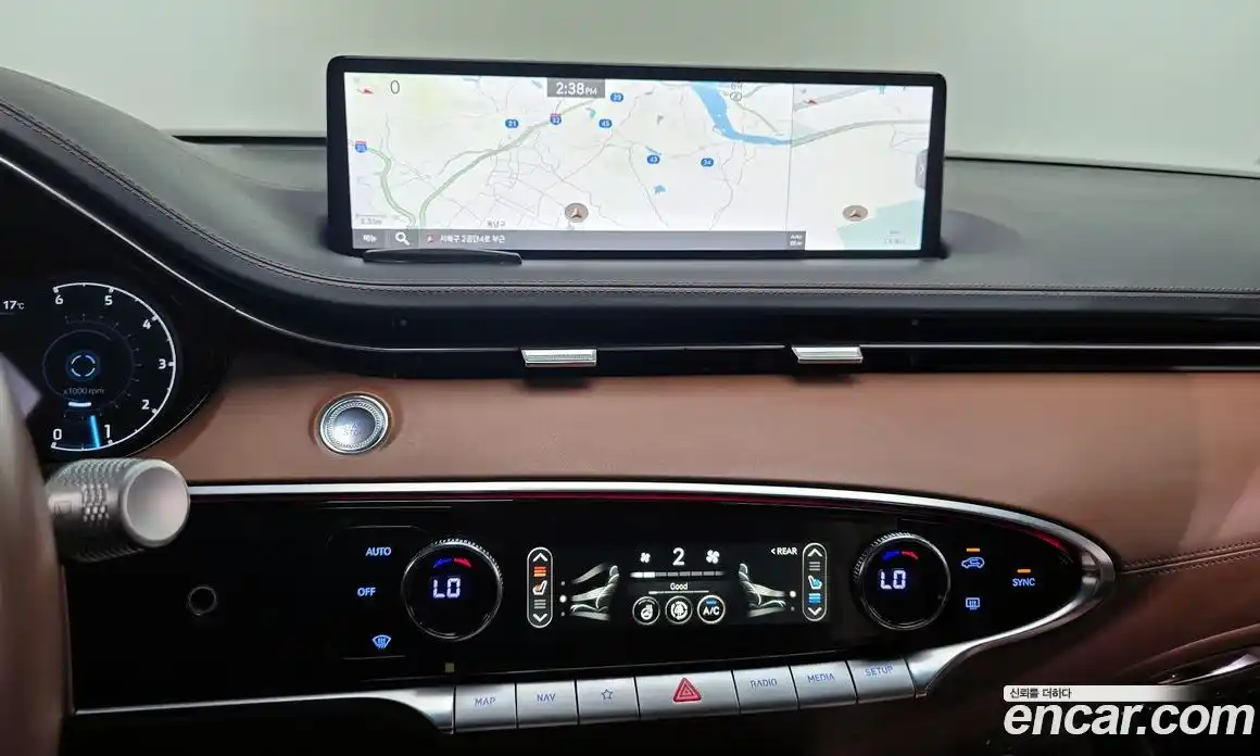 Genesis GV70 2024 2.2 Автомат в Москве № 58331, фото 3