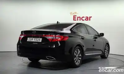 Hyundai Grandeur, 2011