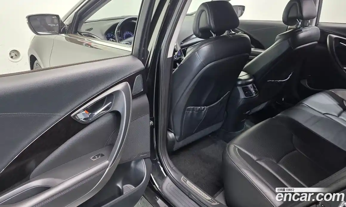 Hyundai Grandeur 2011 3.0 Автомат в Москве № 7226, фото 15