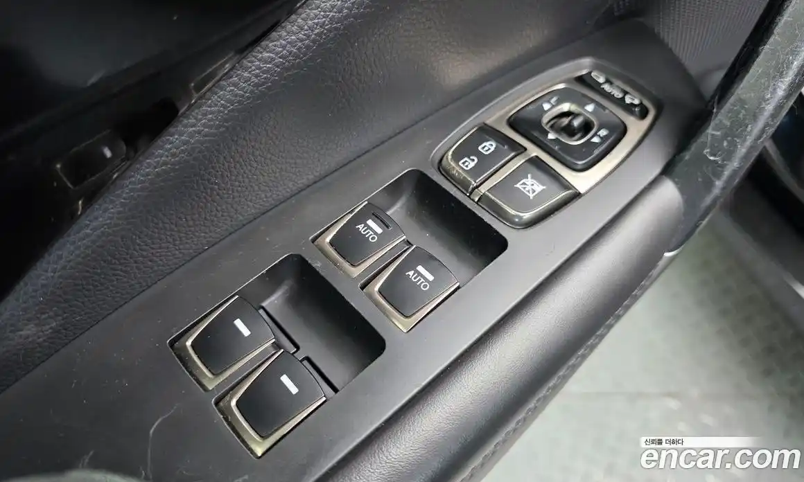 Hyundai Grandeur 2011 3.0 Автомат в Москве № 7226, фото 10