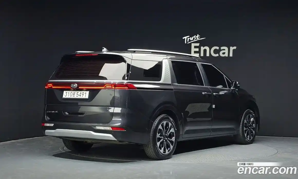 Kia Canival 2021 2.2 Автомат в Москве № 73285, фото 13