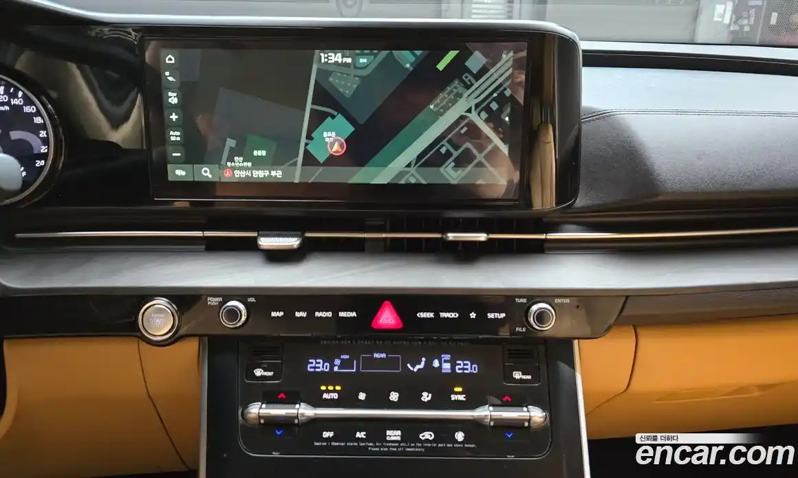 Kia Canival 2021 2.2 Автомат в Москве № 73285, фото 20