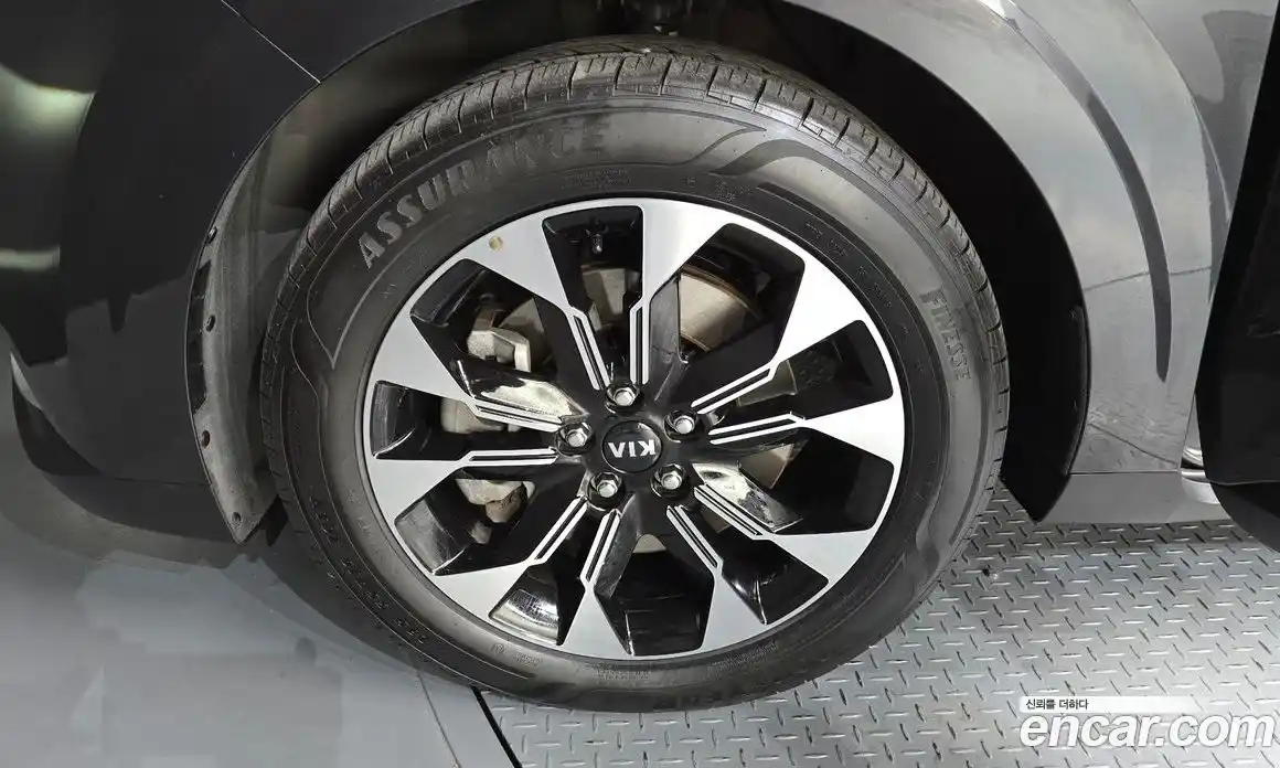 Kia Canival 2021 2.2 Автомат в Москве № 73285, фото 4