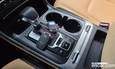 Kia Canival 2021 2.2 Автомат в Москве № 73285, миниатюра 8