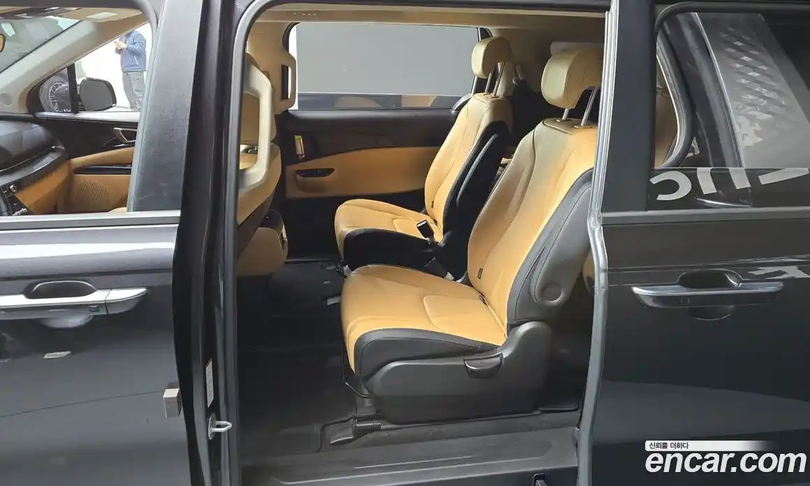 Kia Canival 2021 2.2 Автомат в Москве № 73285, фото 9