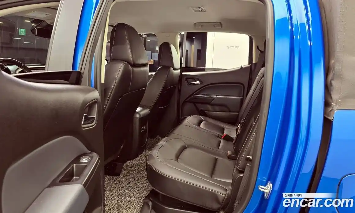 Chevrolet Colorado 2021 3.6 Автомат в Москве № 92419, фото 16