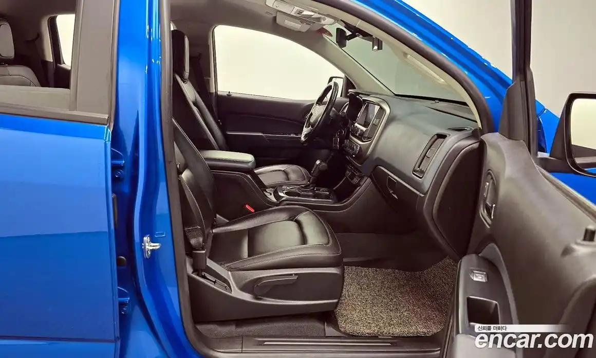 Chevrolet Colorado 2021 3.6 Автомат в Москве № 92419, фото 20