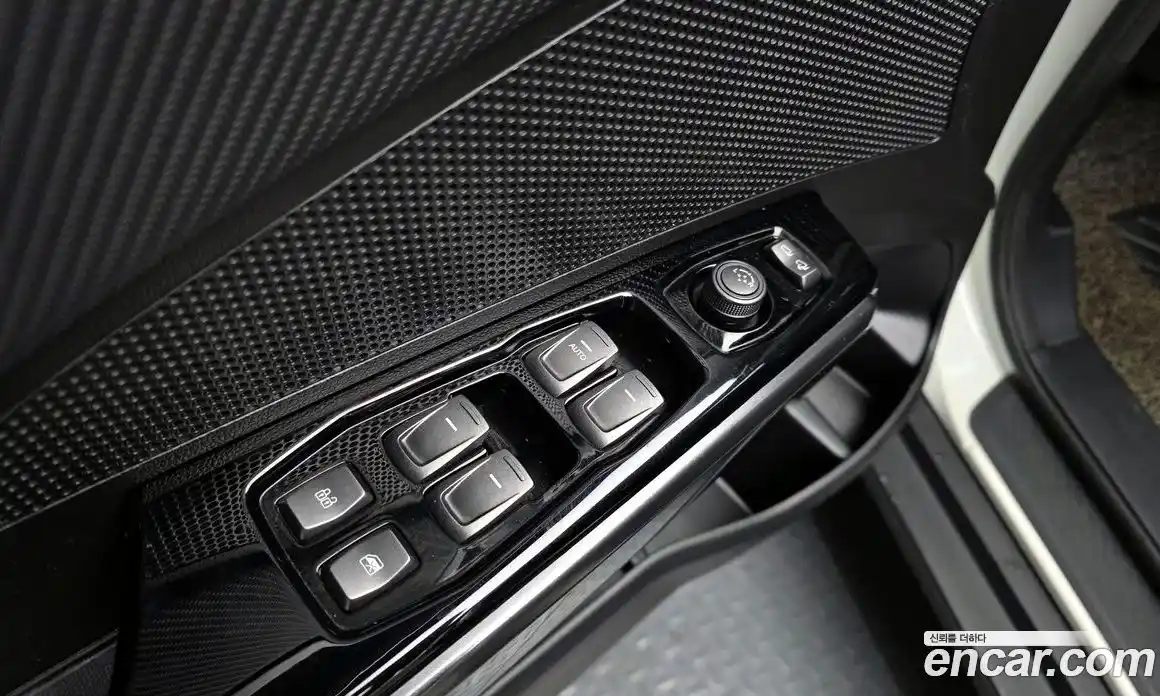 SsangYong TIBOLI 2021 1.5 Автомат в Москве № 99280, фото 17