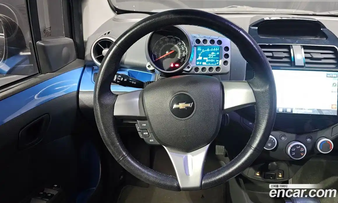 Chevrolet Spark 2013 1.0 Автомат в Москве № 103880, фото 12