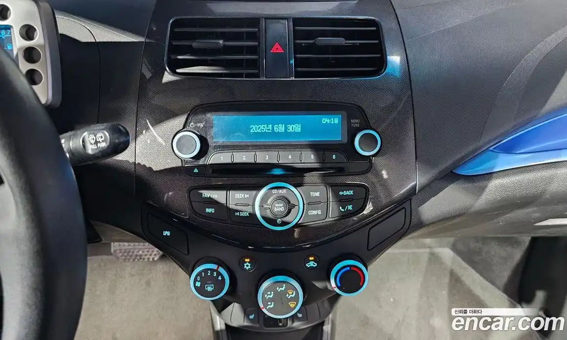 Chevrolet Spark 2013 1.0 Автомат в Москве № 103880, фото 20