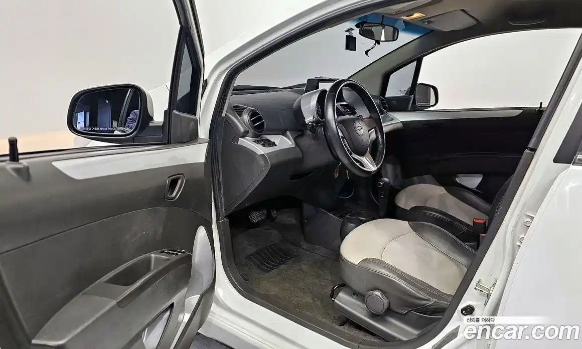 Chevrolet Spark 2012 1.0 Автомат в Москве № 105231, фото 19