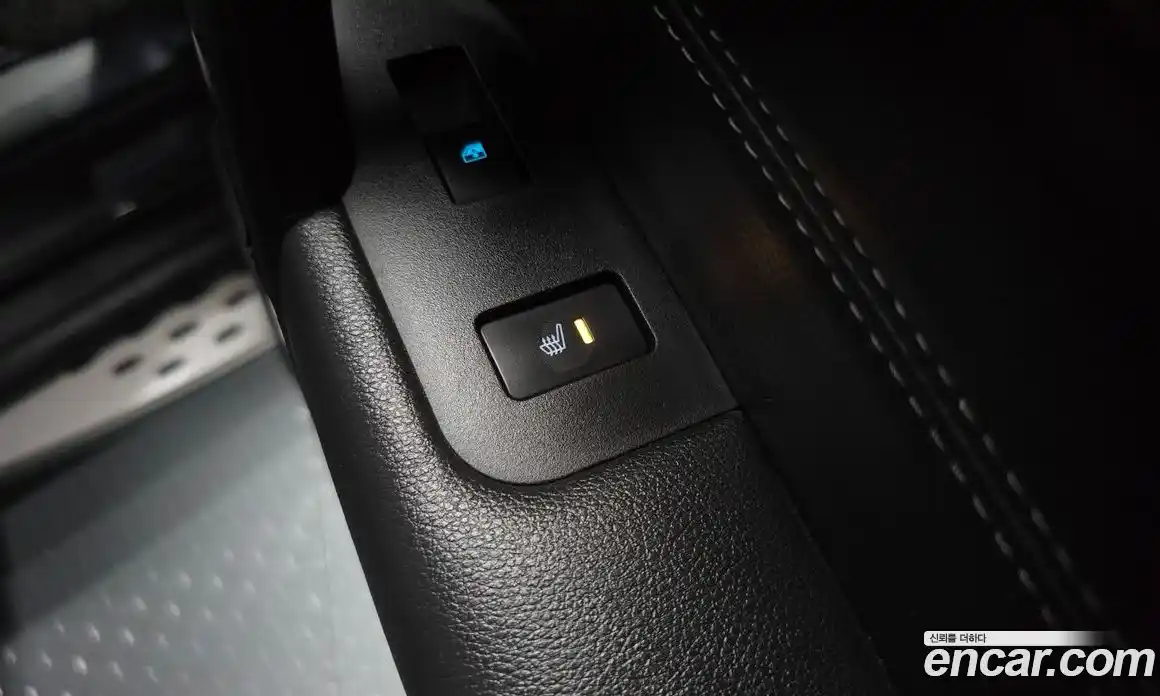 Chevrolet Captiva 2015 2.0 Автомат в Москве № 105288, фото 11