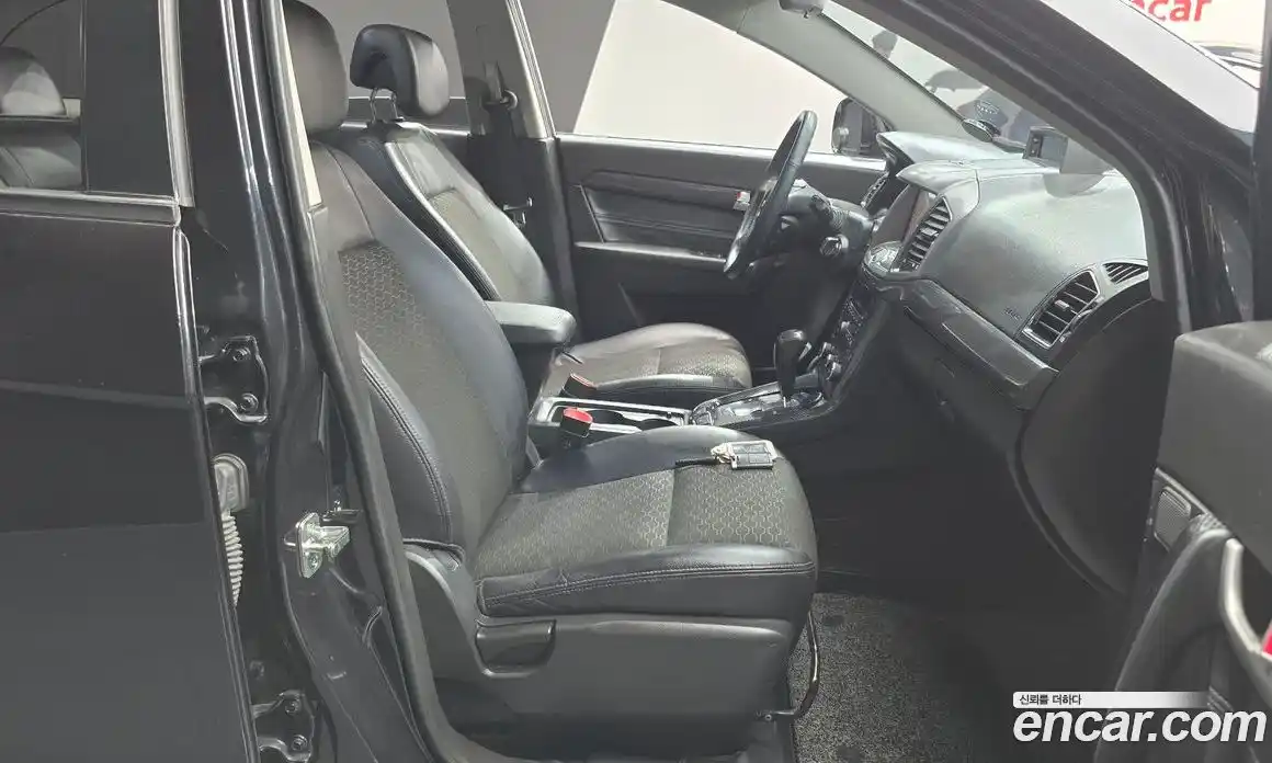 Chevrolet Captiva 2015 2.0 Автомат в Москве № 105288, фото 16