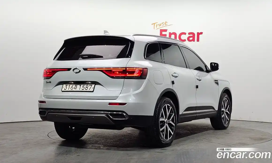 Renault QM6 2022 2.0 Автомат в Москве № 106095, фото 2